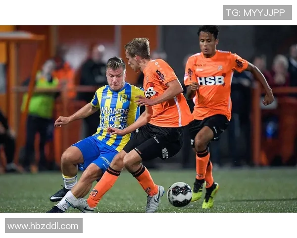 格拉夫与福伦丹的精彩对决揭示了足球战术的较量与球队实力的碰撞 格拉夫与福伦丹的精彩对决揭示了足球战术的较量与球队实力的碰撞